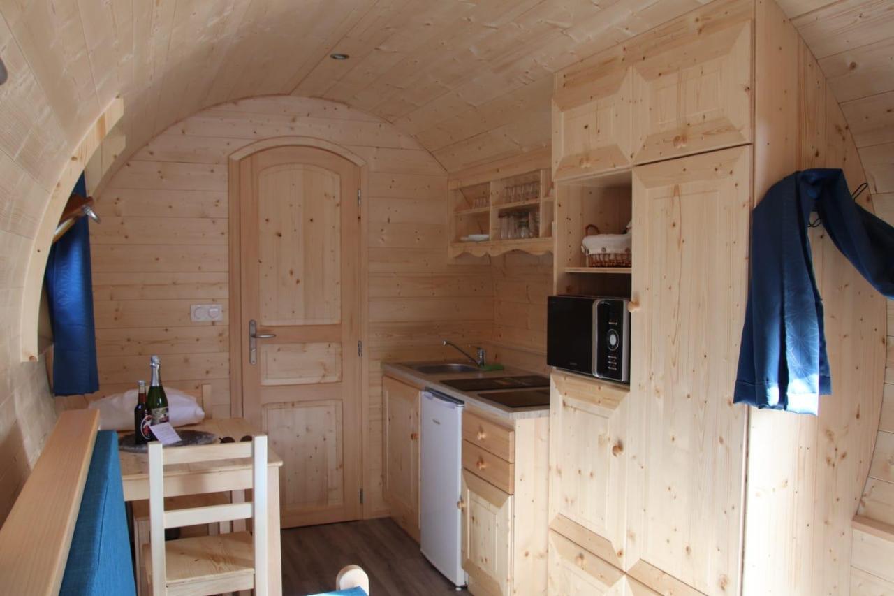 L'Insolite Jurassienne Dompierre-sur-Mont ภายนอก รูปภาพ