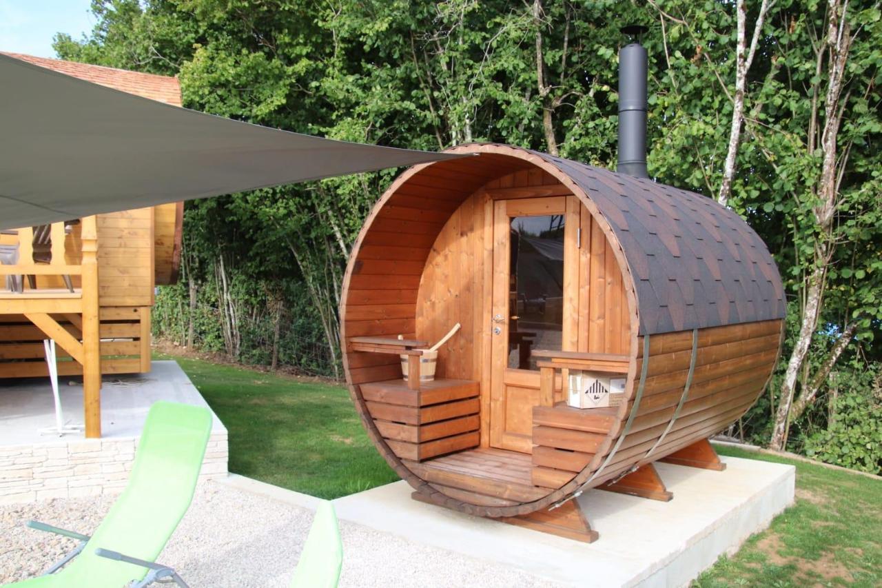 L'Insolite Jurassienne Dompierre-sur-Mont ภายนอก รูปภาพ